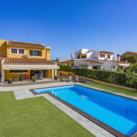 Tadeu Quatro By Azinhal e Amendoeira