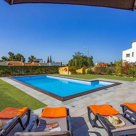 Tadeu Quatro By * Azinhal e Amendoeira