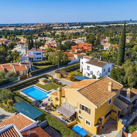 Villa Tadeu Quatro By *